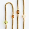 Collar de doble cadena con piedras