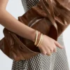 Conjunto de brazaletes tubulares
