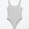 Cuerpo de jersey con cuello redondo