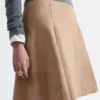 Falda de ante de corte A por la rodilla