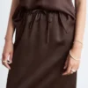 Falda midi con cordón