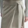 Falda midi cruzada