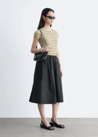 Falda midi de sarga fruncida