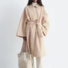 Gabardina oversize a rayas