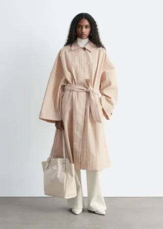 Gabardina oversize a rayas