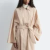 Gabardina oversize a rayas