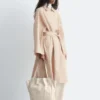 Gabardina oversize a rayas
