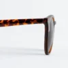 Gafas de sol con montura redonda clásica