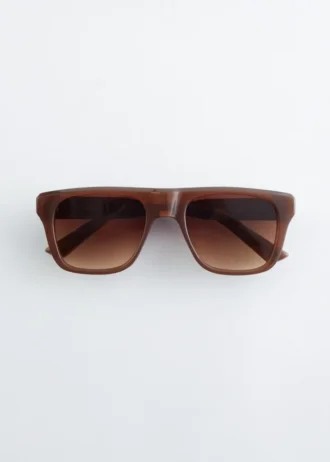 Gafas de sol de montura cuadrada