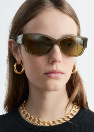 Gafas de sol de montura ovalada