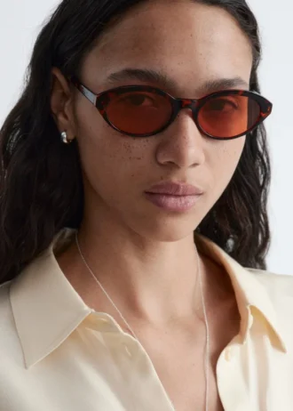 Gafas de sol de montura ovalada