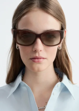 Gafas de sol de montura ovalada