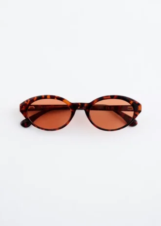 Gafas de sol de montura ovalada
