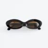 Gafas de sol ovaladas esculpidas