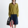 Jersey de lana merina con cuello en V