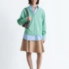 Jersey de lana merina con cuello en V