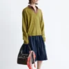 Jersey de lana merina con cuello en V