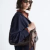 Jersey de lana merina con cuello en V