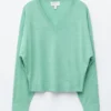 Jersey de lana merina con cuello en V