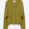 Jersey de lana merina con cuello en V