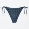 La mejor combinación: Braguitas de bikini con lazos laterales