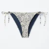 La mejor combinación: Braguitas de bikini con lazos laterales