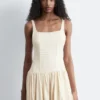 Minivestido con corsé y falda de burbujas