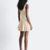 Minivestido con corsé y falda de burbujas