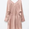 Minivestido con cuello en V y cordón