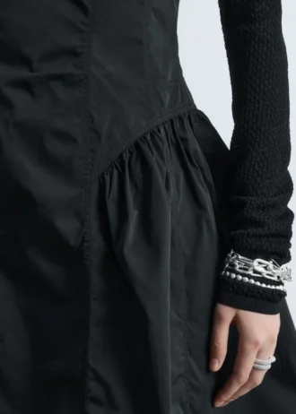 Minivestido con peplum
