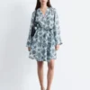 Minivestido cruzado con estampado floral