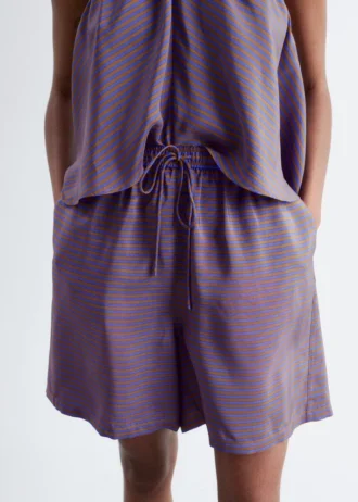 Pantalones cortos de seda con cordón
