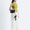 Pantalones de algodón con pliegues marcados