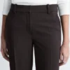 Pantalones de campana con pliegues marcados