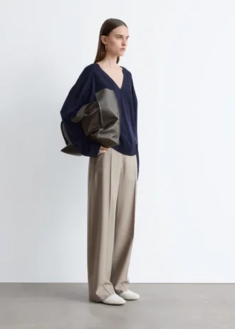 Pantalones de lana con pliegues marcados