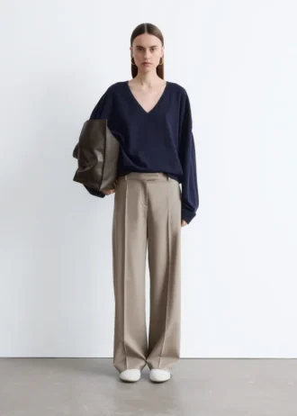 Pantalones de lana con pliegues marcados