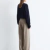 Pantalones de lana con pliegues marcados