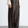 Pantalones de lana con pliegues marcados