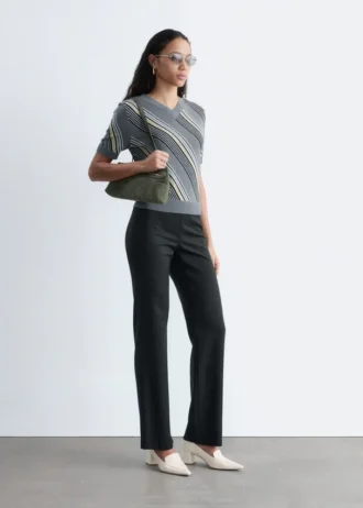 Pantalones de lana de corte recto