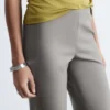 Pantalones de lana de corte recto