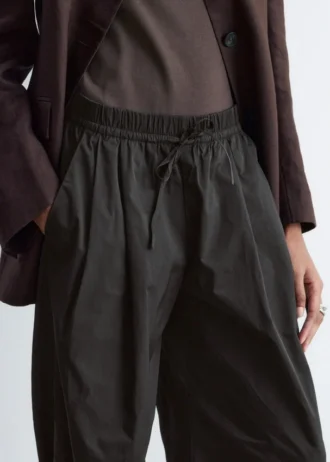 Pantalones de pierna ancha con cordón