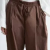 Pantalones de pierna ancha con cordón