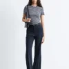 Pantalones rectos con pliegues marcados