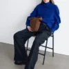 Pantalones rectos con pliegues marcados