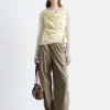 Pantalones tipo paracaídas