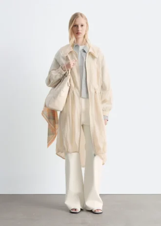 Parka con cordón