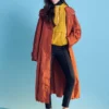 Parka técnica con capucha de nailon