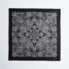 Pañuelo de seda con estampado de cachemira