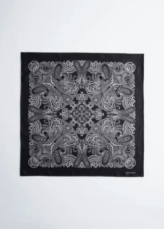 Pañuelo de seda con estampado de cachemira
