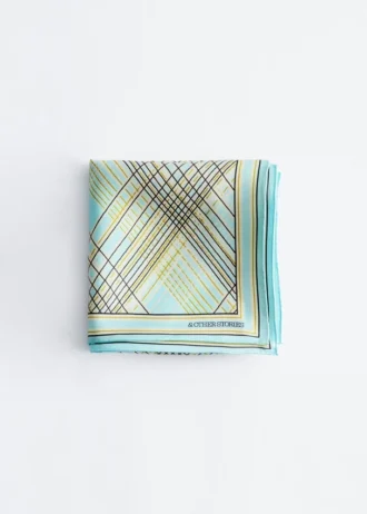 Pañuelo de seda estampado